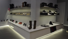 Tienda de zapatillas BM_Sneakers en Vigo 3